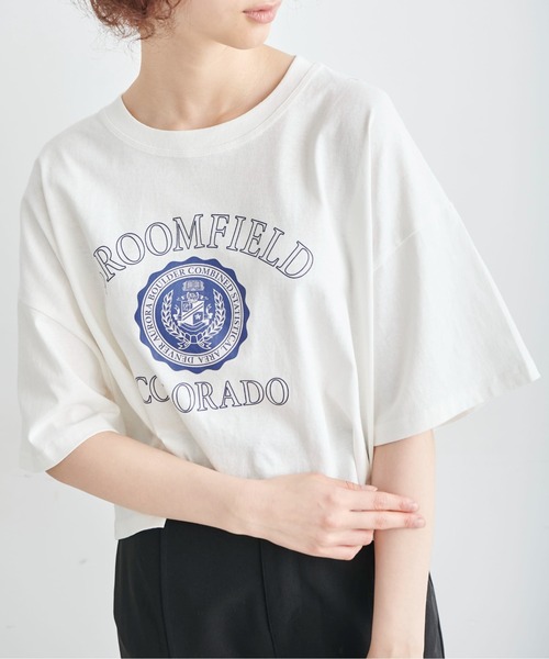 FREE'S MART(フリーズマート)の「◆カレッジロゴショート丈Tシャツ(Tシャツ/カットソー・レディース・イエロー/ホワイト/ブルー・FREE)」の2枚目の写真