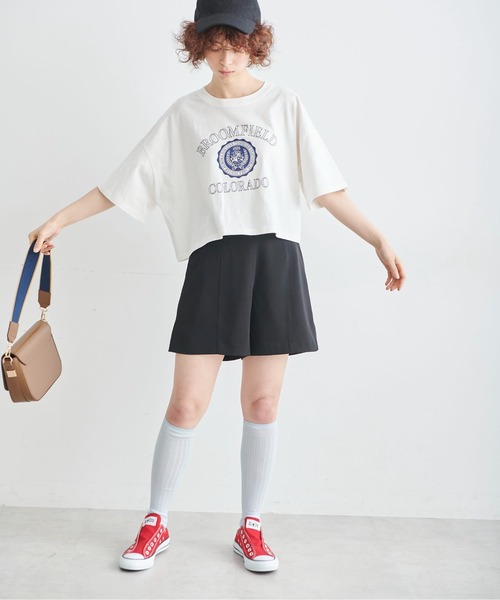FREE'S MART(フリーズマート)の「◆カレッジロゴショート丈Tシャツ(Tシャツ/カットソー・レディース・イエロー/ホワイト/ブルー・FREE)」の7枚目の写真