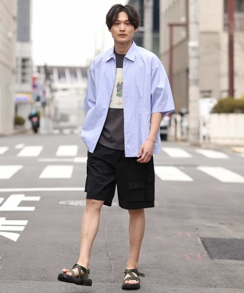 a.v.v(アーヴェヴェ)の「【コラボ】イラストレーターコラボワイドシルエットカットソー(Tシャツ/カットソー・メンズ・ホワイト/チャコールグレー・48/50/46/44)」の7枚目の写真