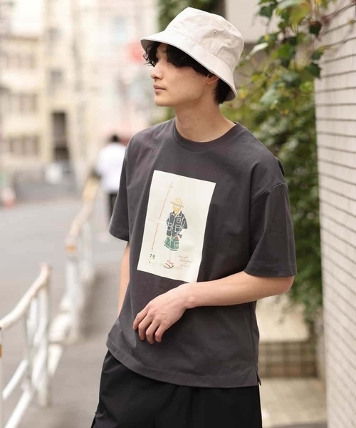 a.v.v(アーヴェヴェ)の「【コラボ】イラストレーターコラボワイドシルエットカットソー(Tシャツ/カットソー・メンズ・ホワイト/チャコールグレー・48/50/46/44)」の20枚目の写真