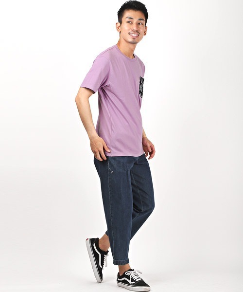 LUXSTYLE(ラグスタイル)の「ペイズリー柄ポケットプリントTシャツ(Tシャツ/カットソー・メンズ・ホワイト/ブラック/ラベンダー・M/L/XL)」の8枚目の写真