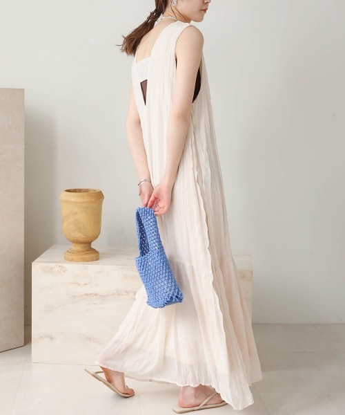 Bab(バブ)の「シワプリーツジャンパーワンピース(ワンピース・レディース・ブラック/パープル/オフホワイト・M)」の2枚目の写真