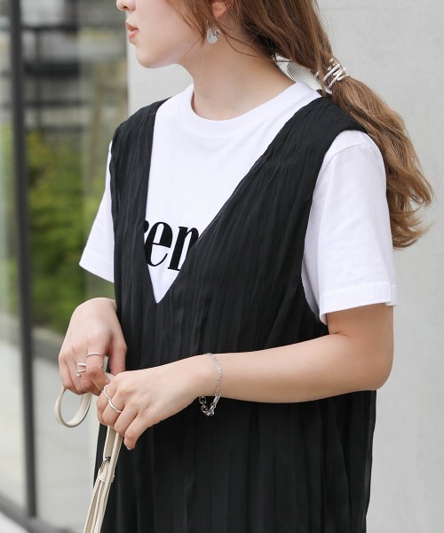 Bab(バブ)の「シワプリーツジャンパーワンピース(ワンピース・レディース・ブラック/パープル/オフホワイト・M)」の20枚目の写真