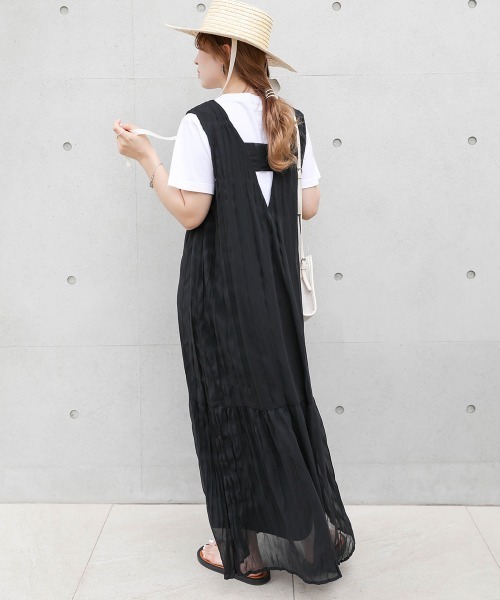 Bab(バブ)の「シワプリーツジャンパーワンピース(ワンピース・レディース・ブラック/パープル/オフホワイト・M)」の10枚目の写真