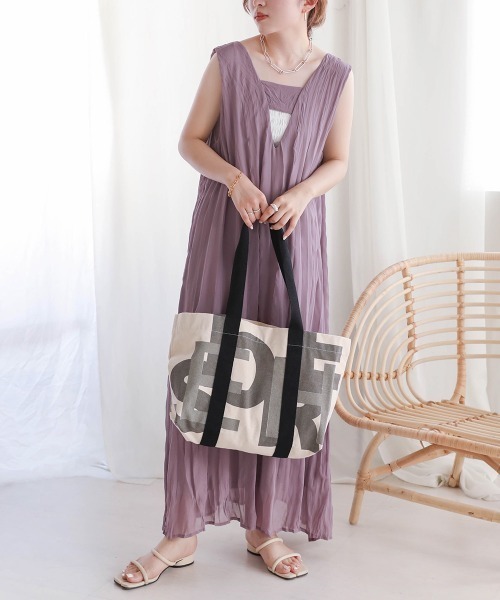 Bab(バブ)の「シワプリーツジャンパーワンピース(ワンピース・レディース・ブラック/パープル/オフホワイト・M)」の18枚目の写真