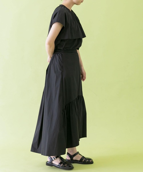 Uiscel（ユイセル）の「Uiscel　ヨークデザインフレンチスリーブブラウス（シャツ/ブラウス・レディース・ブラック/ネイビー・ONE）」の14枚目の写真