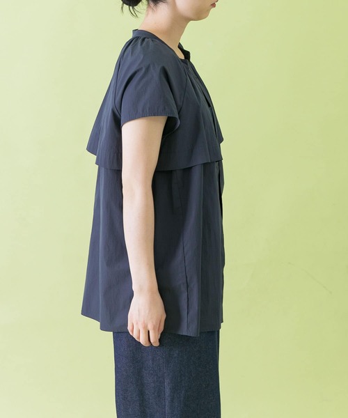 Uiscel（ユイセル）の「Uiscel　ヨークデザインフレンチスリーブブラウス（シャツ/ブラウス・レディース・ブラック/ネイビー・ONE）」の10枚目の写真