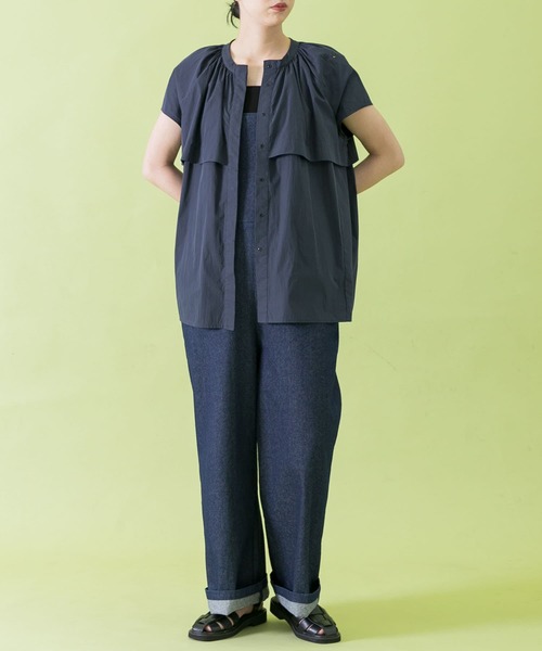 Uiscel（ユイセル）の「Uiscel　ヨークデザインフレンチスリーブブラウス（シャツ/ブラウス・レディース・ブラック/ネイビー・ONE）」の9枚目の写真