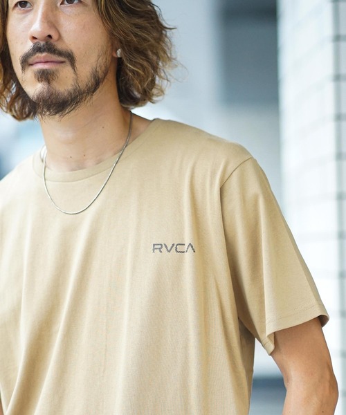 RVCA（ルーカ）の「RVCA メンズ 【RVCA x AZUL BY MOUSSY】 RVCA ^AZUL RADAR TEE Ｔシャツ【2022年夏モデル】/ルーカ半袖バックプリントTシャツ（Tシャツ/カットソー・メンズ・ホワイト/ブラック/ベージュ・MEDIUM/LARGE）」の9枚目の写真
