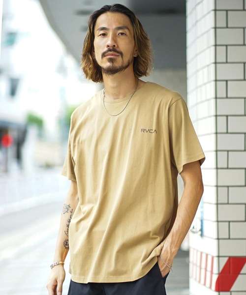 RVCA（ルーカ）の「RVCA メンズ 【RVCA x AZUL BY MOUSSY】 RVCA ^AZUL RADAR TEE Ｔシャツ【2022年夏モデル】/ルーカ半袖バックプリントTシャツ（Tシャツ/カットソー・メンズ・ホワイト/ブラック/ベージュ・MEDIUM/LARGE）」の11枚目の写真