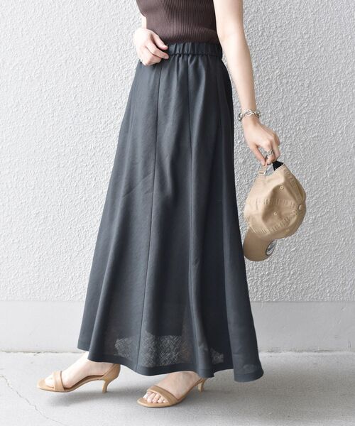 SHIPS(シップス)の「〈手洗い可能〉テレデランフレアスカート◆(スカート・レディース・ブルー/ブラック/グリーン/ベージュ・36/38)」の2枚目の写真