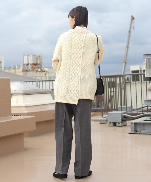 THE SHINZONE(ザ シンゾーン)の「THE SHINZONE/シンゾーン リンクケーブルニット LINK CABLE KNIT(ニット/セーター・レディース・ホワイト/カーキ・FREE)」の7枚目の写真