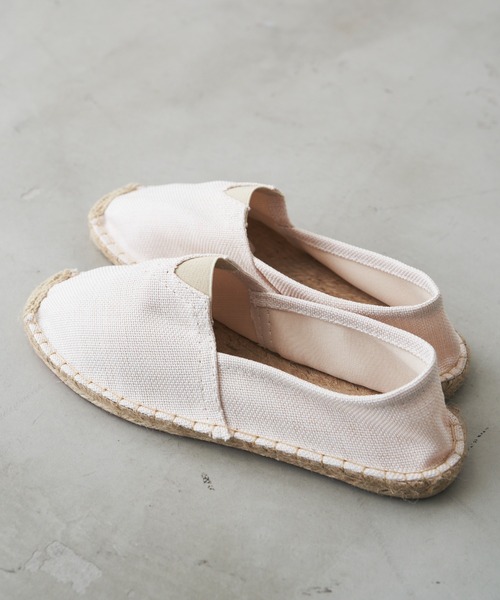 Libra Cue（リブラ キュー）の「“エスパドリーユスリッポン”　　　　　　　　　　　　　　　　　　　　　　　　　　　　　　　　　　　　　　　　かかとを踏んでサンダルとしても使える、夏らしい素材のスリッポン（スリッポン・レディース・ホワイト/ブラック・S/M/L）」の21枚目の写真