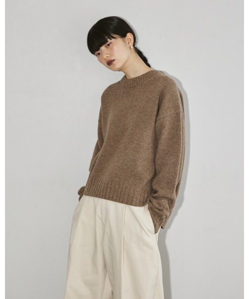 TODAYFUL（トゥデイフル）の「スーパーファインウールニット（ニット/セーター・レディース・ブラック/ブラウン/ブルー系その他/バーガンディー/キナリ・FREE）」の18枚目の写真