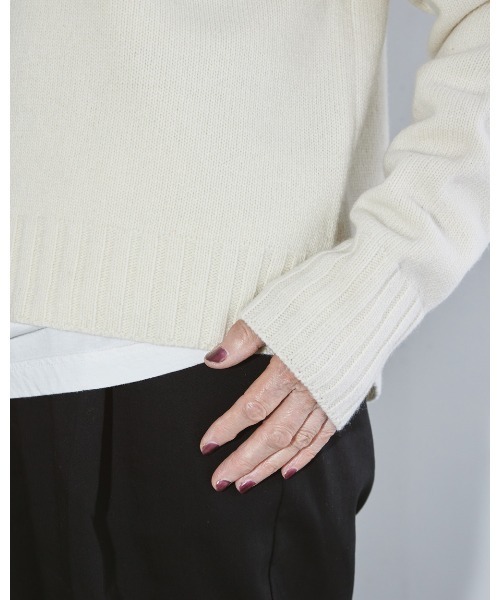 TODAYFUL（トゥデイフル）の「スーパーファインウールニット（ニット/セーター・レディース・ブラック/ブラウン/ブルー系その他/バーガンディー/キナリ・FREE）」の7枚目の写真