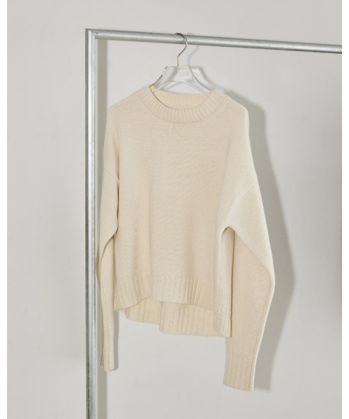 TODAYFUL（トゥデイフル）の「スーパーファインウールニット（ニット/セーター・レディース・ブラック/ブラウン/ブルー系その他/バーガンディー/キナリ・FREE）」の11枚目の写真