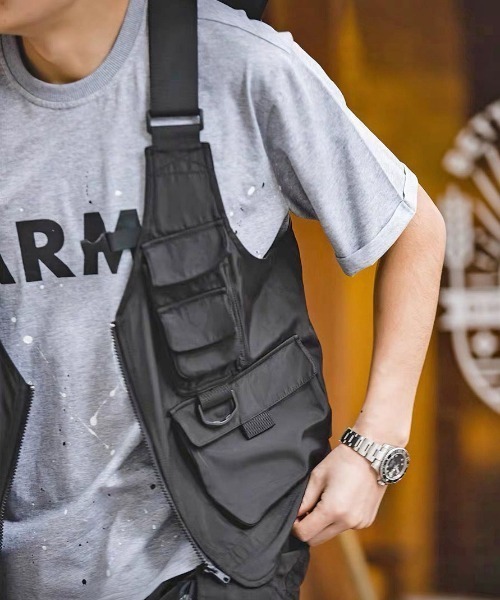 ARULE（アルール）の「『ARULE/アルール』マルチポケットベスト【Y】【CN】（ベスト・メンズ・ブラック・FREE）」の3枚目の写真