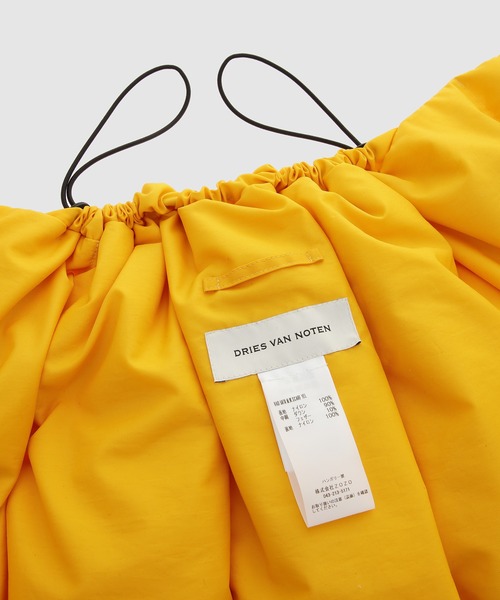 DRIES VAN NOTEN(ドリスヴァンノッテン)の「VAD 5078 M.W.SCARF YEL(マフラー・メンズ・イエロー・ONE SIZE)」の2枚目の写真