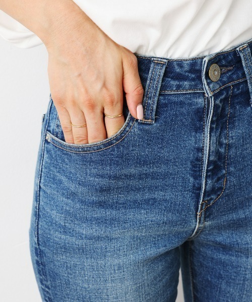 RODEO CROWNS WIDE BOWL（ロデオクラウンズワイドボウル）の「WIDE HEM DENIM（デニムパンツ・レディース・ブルー/ワンウォッシュ・SMALL/MEDIUM/X-SMALL）」の9枚目の写真