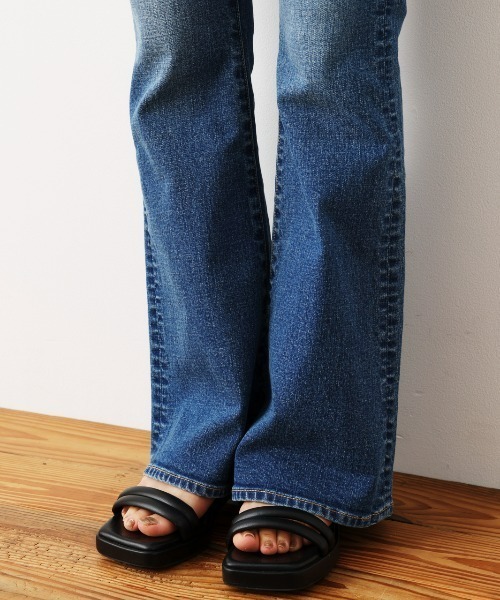 RODEO CROWNS WIDE BOWL（ロデオクラウンズワイドボウル）の「WIDE HEM DENIM（デニムパンツ・レディース・ブルー/ワンウォッシュ・SMALL/MEDIUM/X-SMALL）」の10枚目の写真