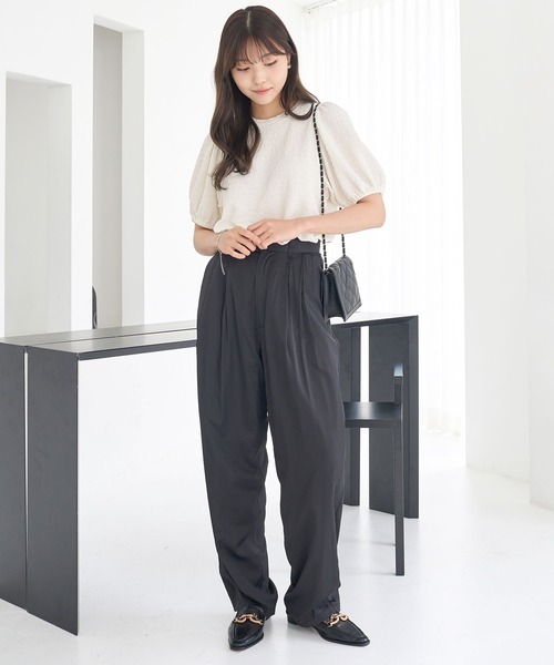 CHAN ME(チャンミ)の「サテンポプリンタックワイドパンツ(その他パンツ・レディース・ライトブルー/ブラック/クリーム・FREE)」の5枚目の写真