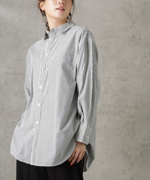 NAVY(ネイビー)の「ビッグシルエット長袖ストライプシャツ(シャツ/ブラウス・レディース・ブラック/レッド/グリーン/ブルー・フリー)」の2枚目の写真