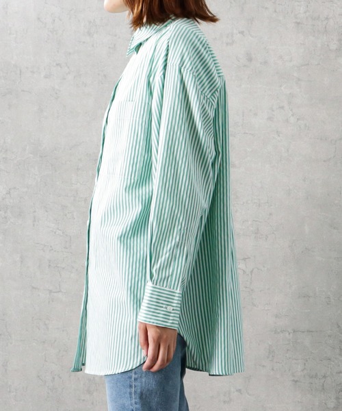 NAVY(ネイビー)の「ビッグシルエット長袖ストライプシャツ(シャツ/ブラウス・レディース・ブラック/レッド/グリーン/ブルー・フリー)」の21枚目の写真