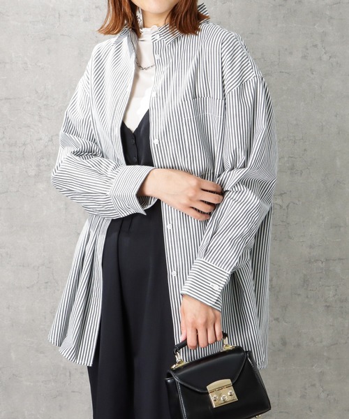 NAVY(ネイビー)の「ビッグシルエット長袖ストライプシャツ(シャツ/ブラウス・レディース・ブラック/レッド/グリーン/ブルー・フリー)」の13枚目の写真