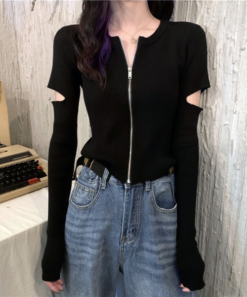 Jewelobe(ジュエローブ)の「カットアウトジップアップニットプルオーバー(ニット/セーター・レディース・ホワイト/ブラック/ブラウン/グレー・FREE)」の2枚目の写真