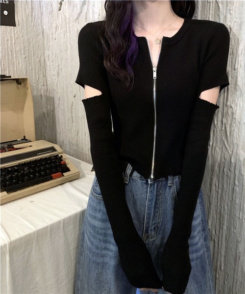 Jewelobe(ジュエローブ)の「カットアウトジップアップニットプルオーバー(ニット/セーター・レディース・ホワイト/ブラック/ブラウン/グレー・FREE)」の9枚目の写真