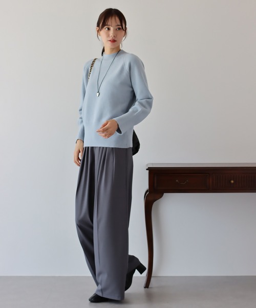 BLUEEAST（ブルーイースト）の「ハイネックニット（ニット/セーター・レディース・ブラック/オレンジ/ブルー/グリーン/アイボリー/モカ/ピンク/ブルーグレー・MEDIUM）」の16枚目の写真