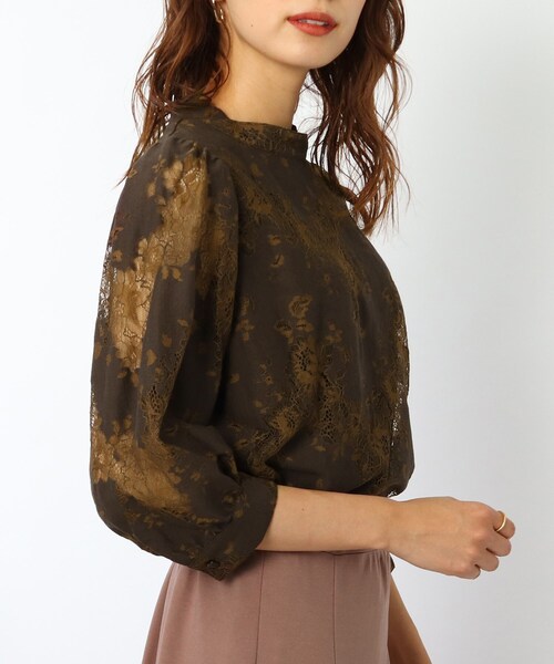 DRESKIP(ドレスキップ)の「◆総レ-スパフ袖プルオーバー(Tシャツ/カットソー・レディース・ダークブラウン/グリーン/ライトパープル/オフホワイト・02/04/03)」の2枚目の写真