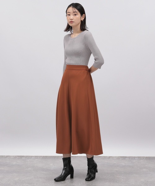 LAKOLE(ラコレ)の「ソフトフレアロングスカート / 164182(スカート・レディース・ブラック/ブラウン/サンドグレー・MEDIUM/SMALL)」の11枚目の写真
