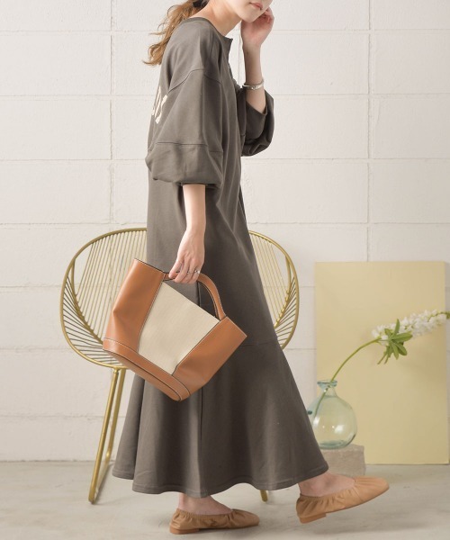 Bab(バブ)の「【低身長向け・高身長向けサイズあり】ハーフジップロゴスウェットマーメイドフレアワンピース(ワンピース・レディース・パープル/ライトグレー/ブラック/チャコールグレー/杢グレー/アイボリー・TL/M/S)」の19枚目の写真