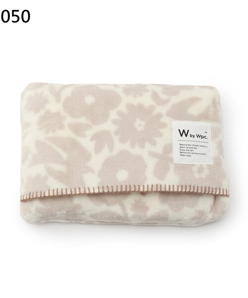 one'sterrace（ワンズテラス）の「◆【あったか】Wpc. クッションブランケット（ブランケット・レディース・ブラック/ナチュラル/ホワイト系・99）」の7枚目の写真