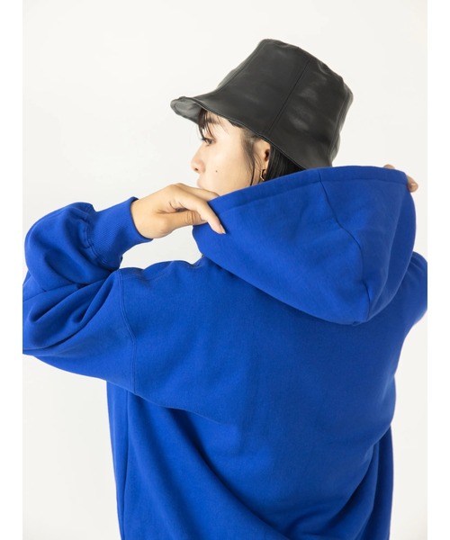 koe（コエ）の「ヴィンテージライクジェンダーレス裏起毛パーカー（パーカー・レディース・カーキ/ブルー/アイボリー/チャコールグレー・M/L/S）」の15枚目の写真