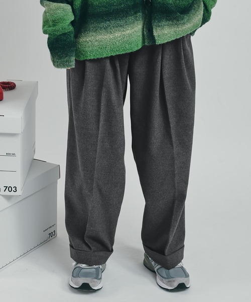 MUHET(ミュエータ)の「アソートストレートパンツ(スラックス・レディース・カーキ/チャコールグレー/ブラウン・SMALL/MEDIUM/X-LARGE)」の16枚目の写真