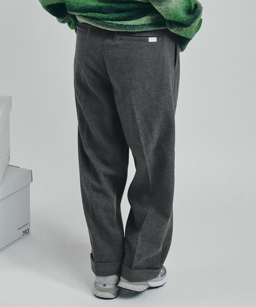 MUHET(ミュエータ)の「アソートストレートパンツ(スラックス・レディース・カーキ/チャコールグレー/ブラウン・SMALL/MEDIUM/X-LARGE)」の18枚目の写真