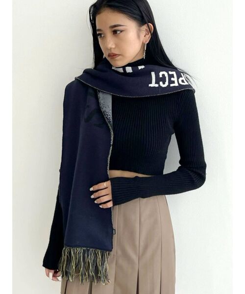 EMODA（エモダ）の「ダブルフェイスマフラー（マフラー・レディース・ネイビー/ブラック・FREE）」の2枚目の写真