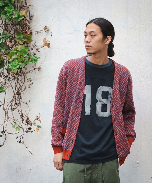 BEAMS（ビームス）の「BEAMS / ジグザグ ジャカード カーディガン（カーディガン/ボレロ・メンズ・レッド系その他6/グリーン・M/L/XL/S）」の6枚目の写真