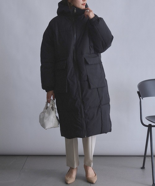 MAISON BREEZE(メゾンブリーズ)の「【MAISON BREEZE】パデッドロングダウン風コート SCCH266(ダウンジャケット/コート・レディース・ブラック/ホワイト/イエロー・FREE)」の11枚目の写真