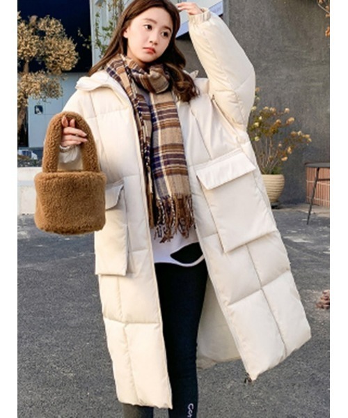 MAISON BREEZE(メゾンブリーズ)の「【MAISON BREEZE】パデッドロングダウン風コート SCCH266(ダウンジャケット/コート・レディース・ブラック/ホワイト/イエロー・FREE)」の21枚目の写真