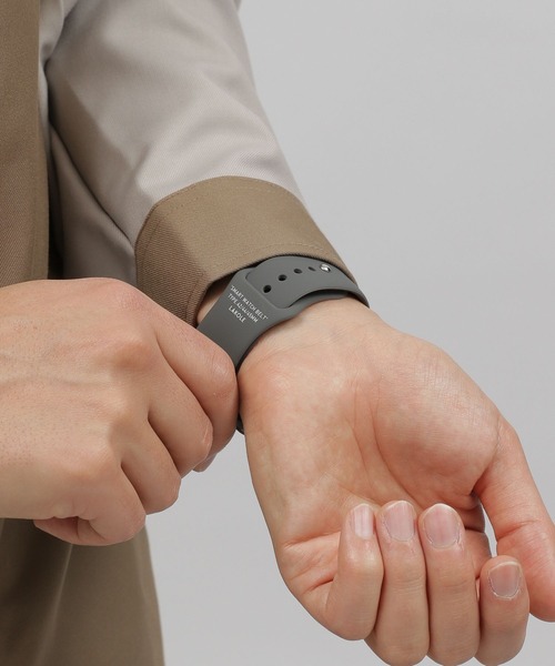 LAKOLE（ラコレ）の「AppleWatchバンド / 176642（デジタル腕時計・レディース・ホワイト/チャコール/ブラック/レッド/オレンジ/ベージュ/ダークブルー・X-SMALL/SMALL）」の3枚目の写真