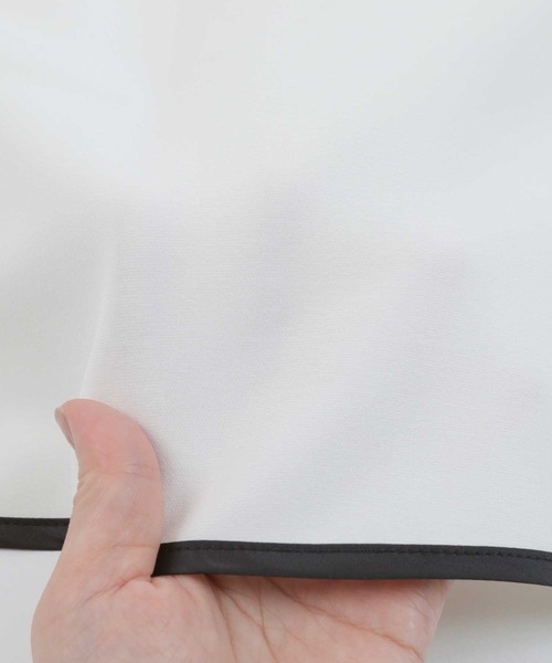 UR'S（ユアーズ）の「パイピングペプラムトップス（Tシャツ/カットソー・レディース・ホワイト/ブラック/グレイッシュベージュ・M/L/S）」の12枚目の写真