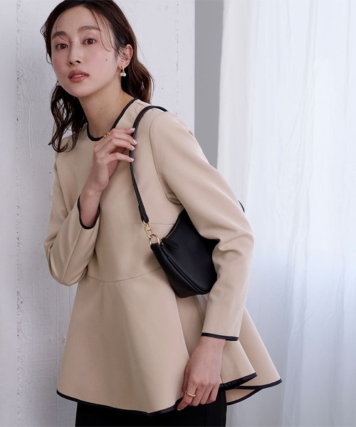 UR'S（ユアーズ）の「パイピングペプラムトップス（Tシャツ/カットソー・レディース・ホワイト/ブラック/グレイッシュベージュ・M/L/S）」の17枚目の写真