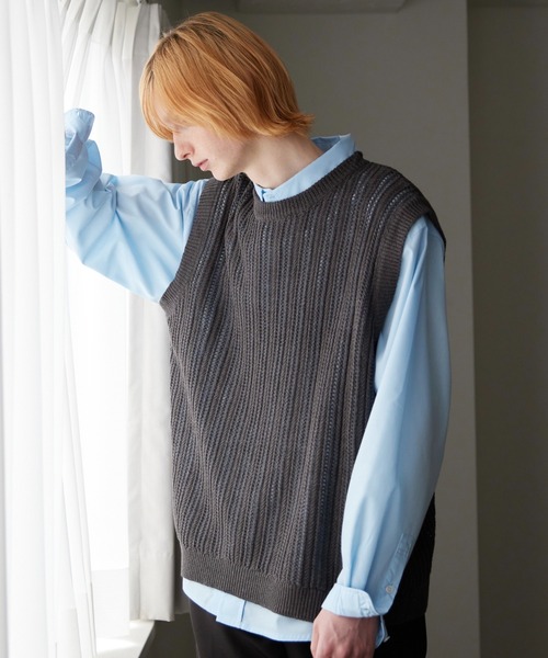 ln fortis（ロンフォルティス）の「ln fortis - シースルーデザインノースリーブ（ベスト・メンズ・ブラウン/チャコールグレー・SMALL/MEDIUM）」の9枚目の写真