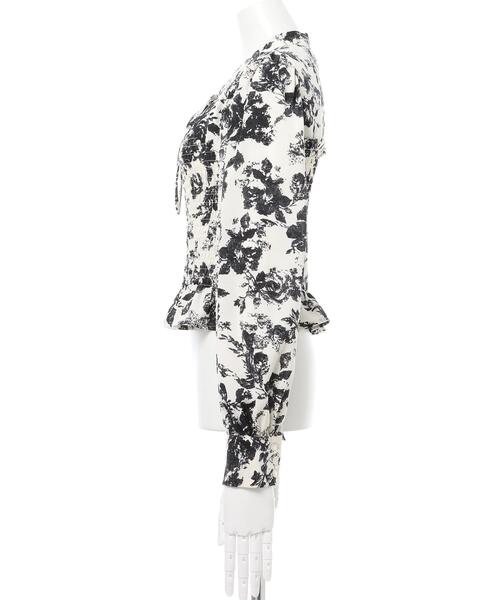 INGNI（イング）の「デコルテオープンブラウス（シャツ/ブラウス・レディース・オフホワイト/ホワイト系5/ブラック/ホワイト系その他4/その他3・M）」の7枚目の写真