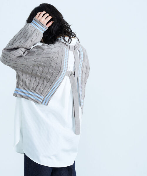 fredy emue（フレディエミュ）の「2WAYケーブル柄ボレロカーディガン（カーディガン/ボレロ・レディース・オフホワイト/ベージュ・38）」の2枚目の写真