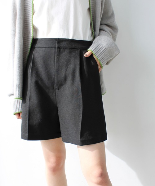 GeeRA（ジーラ）の「セットアップ対応ハイウエストショートパンツ（その他パンツ・レディース・ブラック/ライトベージュ/チャコール・SMALL/MEDIUM/LARGE）」の7枚目の写真