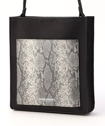 スクエアショルダーBAG